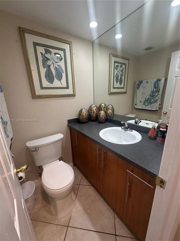 1985 S Ocean Drive 12B, Hallandale Beach, FL 33009