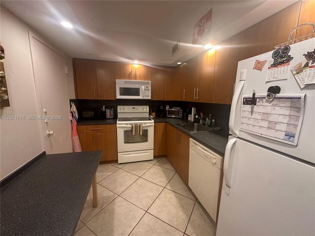 1985 S Ocean Drive 12B, Hallandale Beach, FL 33009