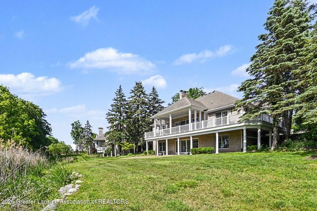 6099 W Longview Drive, East Lansing, MI 48823
