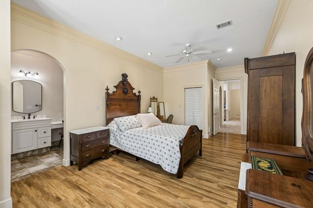 8 Masters Court, Santa Rosa Beach, FL 32459