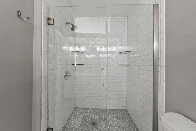 950 N 6th Street, Columbus, OH 43201