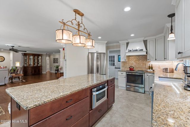 28 Lasswade Drive, Pinehurst, NC 28374