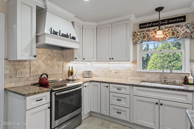 28 Lasswade Drive, Pinehurst, NC 28374