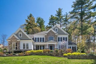 9 Schaffner Ln, Dover, MA 02030