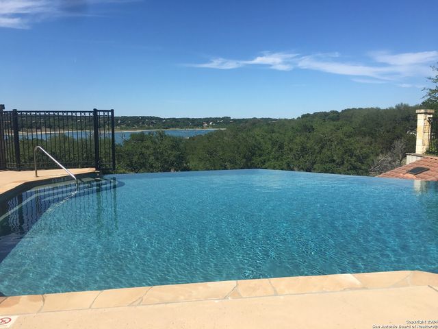 2331 Bella Vista, Canyon Lake, TX 78133