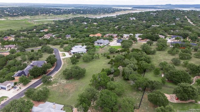 2331 Bella Vista, Canyon Lake, TX 78133