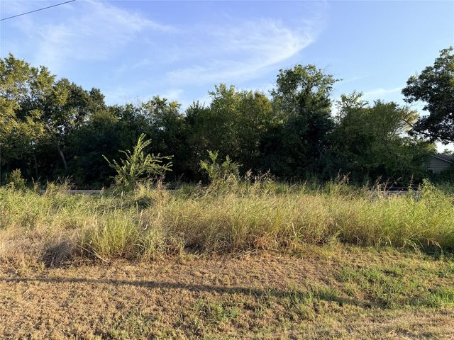111 E Rob Avenue, Corsicana, TX 75110