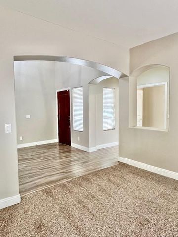 5394 W Kaler Circle, Glendale, AZ 85301