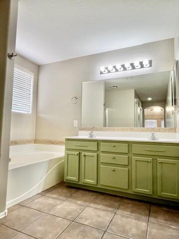 5394 W Kaler Circle, Glendale, AZ 85301