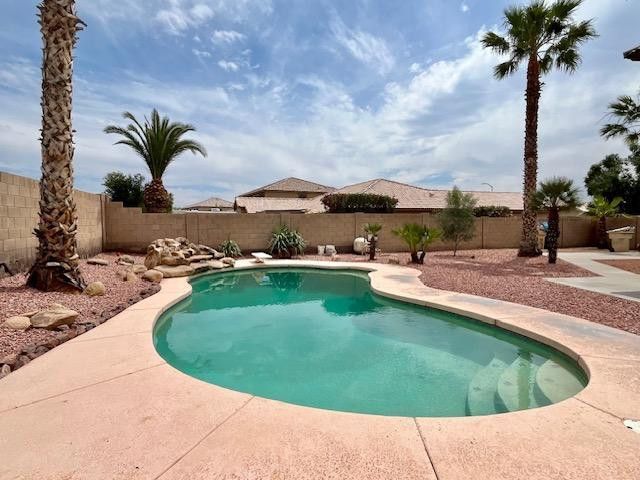 5394 W Kaler Circle, Glendale, AZ 85301