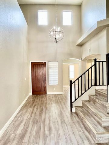 5394 W Kaler Circle, Glendale, AZ 85301