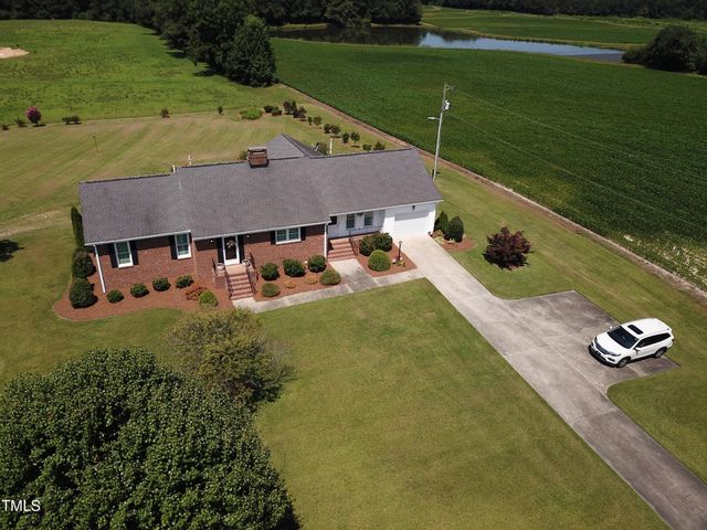 4221 Zacks Mill Road, Angier, NC 27501