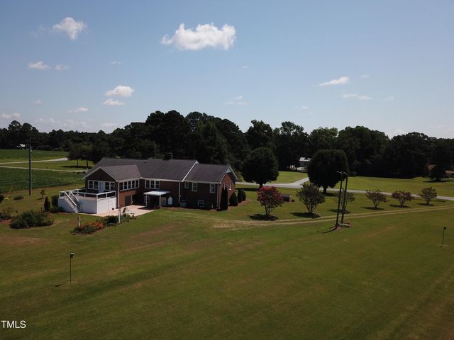 4221 Zacks Mill Road, Angier, NC 27501