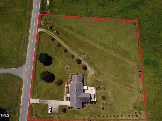 4221 Zacks Mill Road, Angier, NC 27501