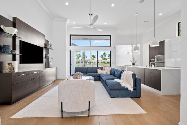 5459 NW 41st Terrace, Boca Raton, FL 33496