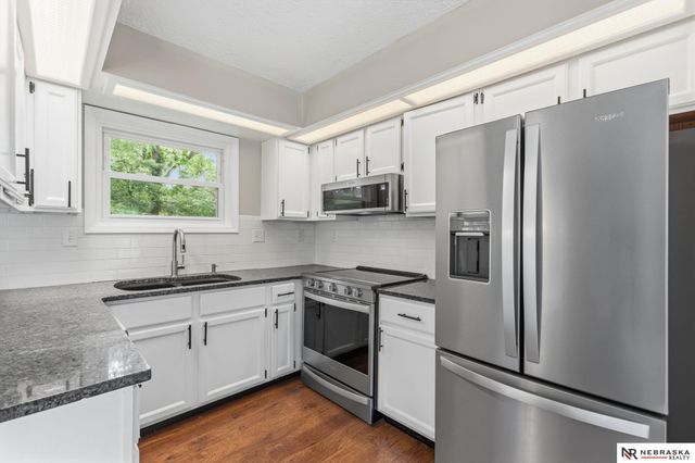 306 N 13 th Street, Plattsmouth, NE 68048
