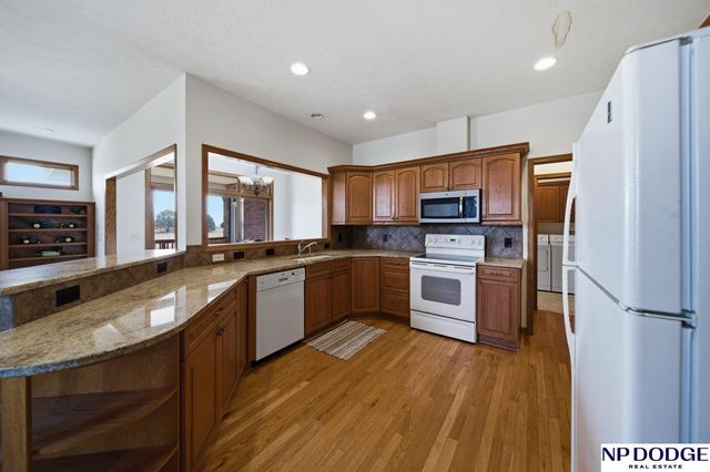 1682 Deer Run, Fremont, NE 68025