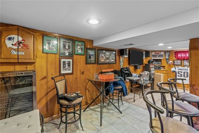 19 Annette Avenue, Pawtucket, RI 02861