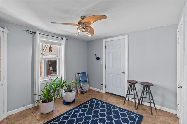 19 Annette Avenue, Pawtucket, RI 02861
