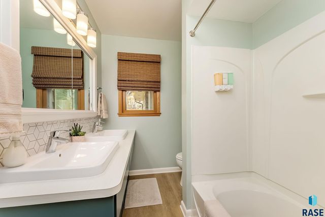 1919 S Williams Ave Avenue, Sioux Falls, SD 57105