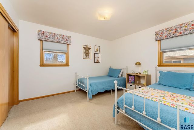 1919 S Williams Ave Avenue, Sioux Falls, SD 57105