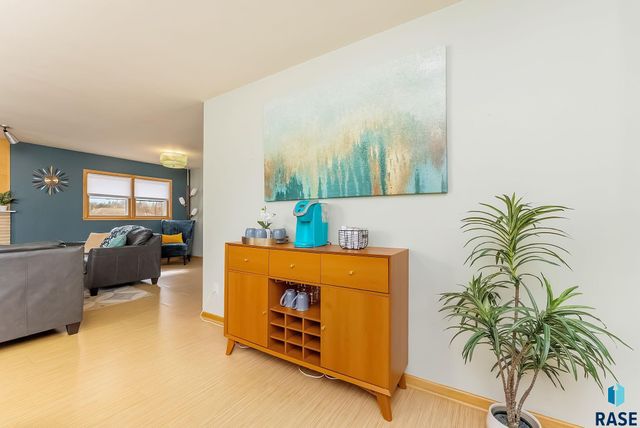 1919 S Williams Ave Avenue, Sioux Falls, SD 57105