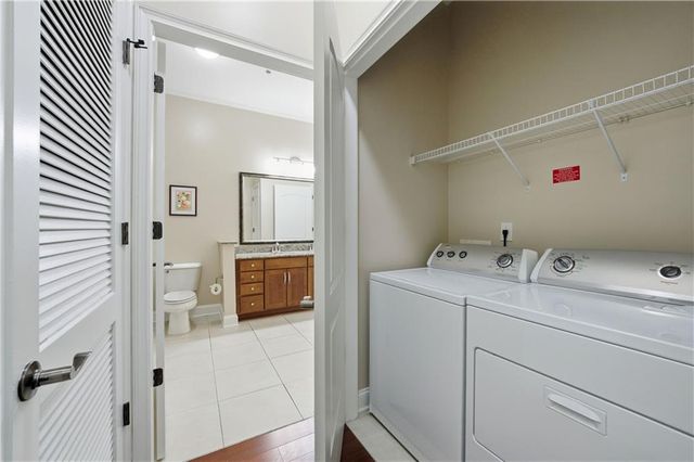 3621 Vinings Slope SE 2115, Atlanta, GA 30339