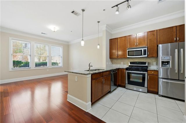 3621 Vinings Slope SE 2115, Atlanta, GA 30339