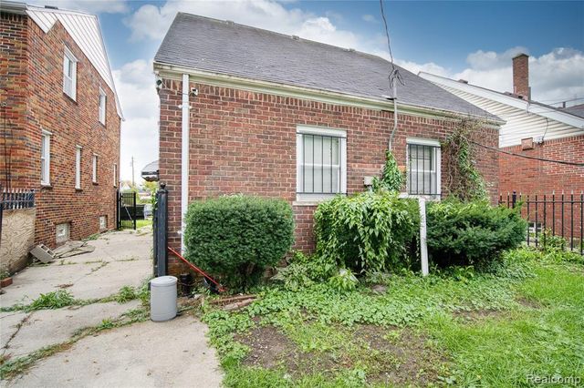 13644 Castleton Street, Detroit, MI 48227