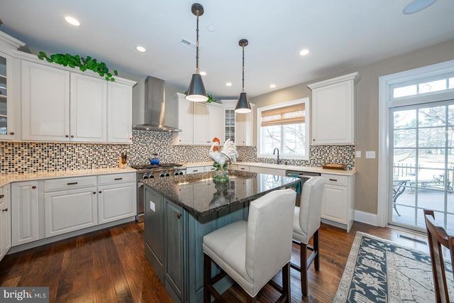 305 OLD LISETER RD, Newtown Square, PA 19073