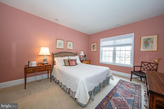 305 OLD LISETER RD, Newtown Square, PA 19073