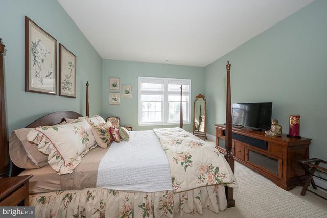 305 OLD LISETER RD, Newtown Square, PA 19073