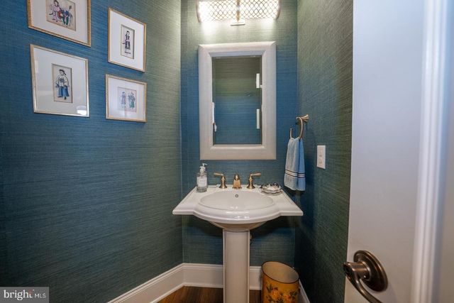 305 OLD LISETER RD, Newtown Square, PA 19073