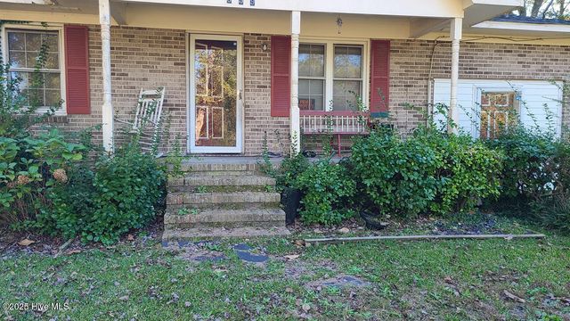 639 Cornwallis Road, Teachey, NC 28464