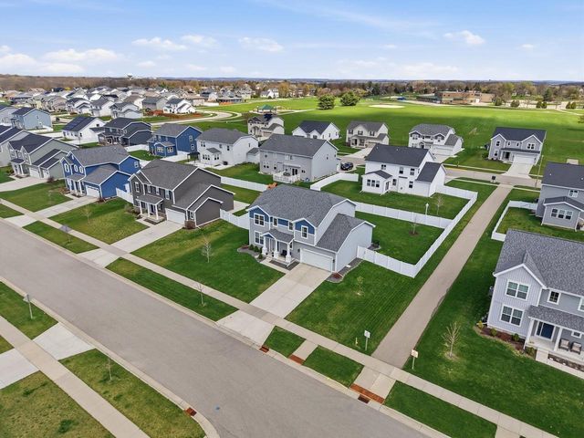2736 Leo Mary Street, Fitchburg, WI 53711