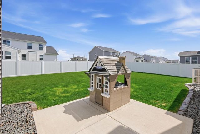 2736 Leo Mary Street, Fitchburg, WI 53711