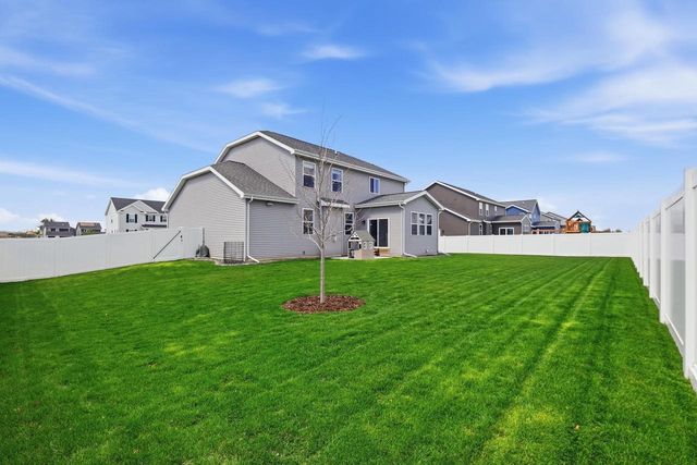 2736 Leo Mary Street, Fitchburg, WI 53711