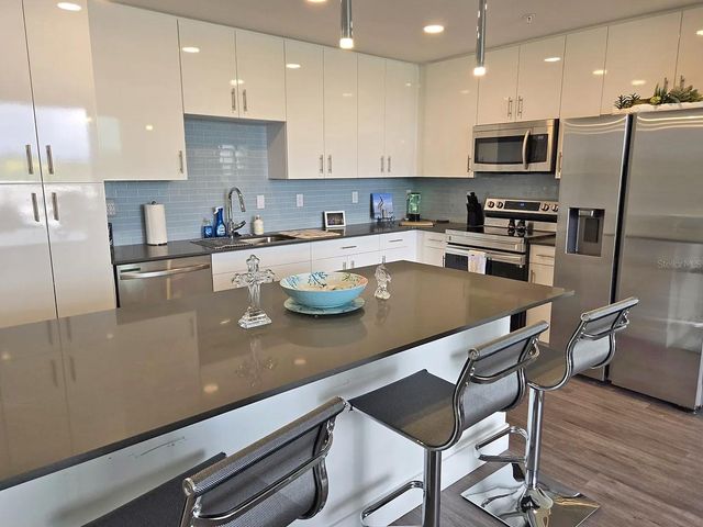 1709 N TAMIAMI TRAIL A519, Sarasota, FL 34234