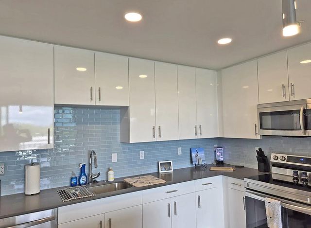 1709 N TAMIAMI TRAIL A519, Sarasota, FL 34234