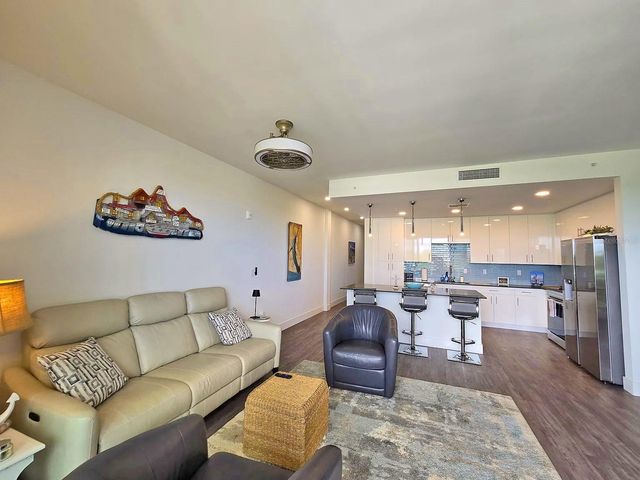 1709 N TAMIAMI TRAIL A519, Sarasota, FL 34234