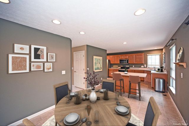 7207 Ivy Way, Newtown, OH 45244