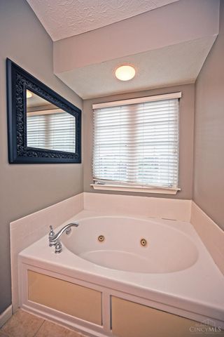 7207 Ivy Way, Newtown, OH 45244