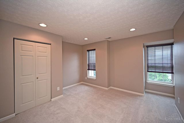 7207 Ivy Way, Newtown, OH 45244