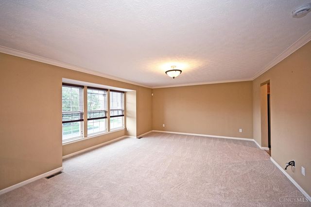 7207 Ivy Way, Newtown, OH 45244
