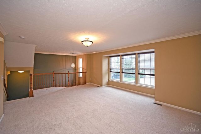 7207 Ivy Way, Newtown, OH 45244