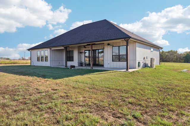 1360 County Road 4522, Decatur, TX 76234