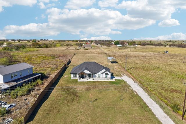 1360 County Road 4522, Decatur, TX 76234