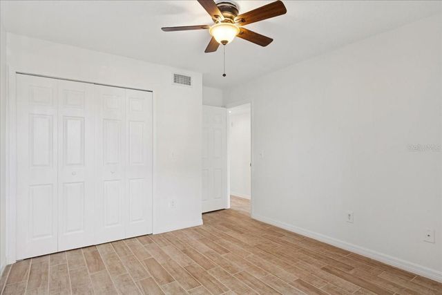 4617 GATE PL 105, Orlando, FL 32811