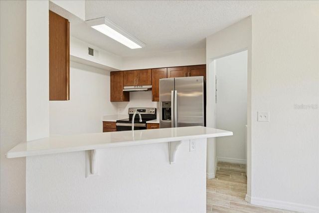 4617 GATE PL 105, Orlando, FL 32811