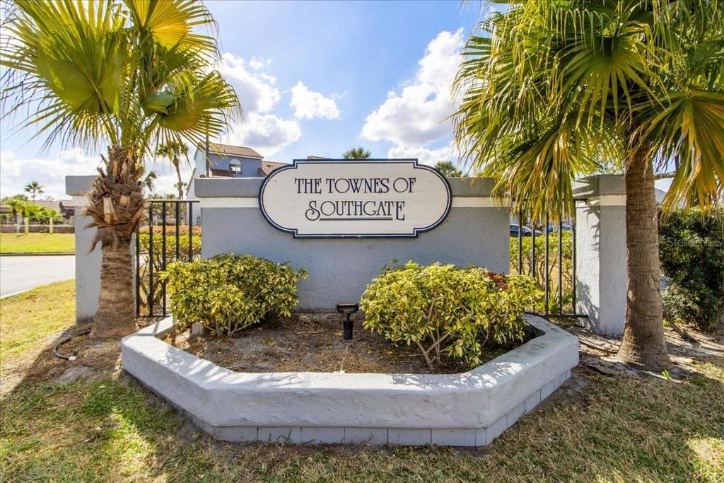 Image 33 of property listing at 4617 GATE PL 105, Orlando, FL 32811